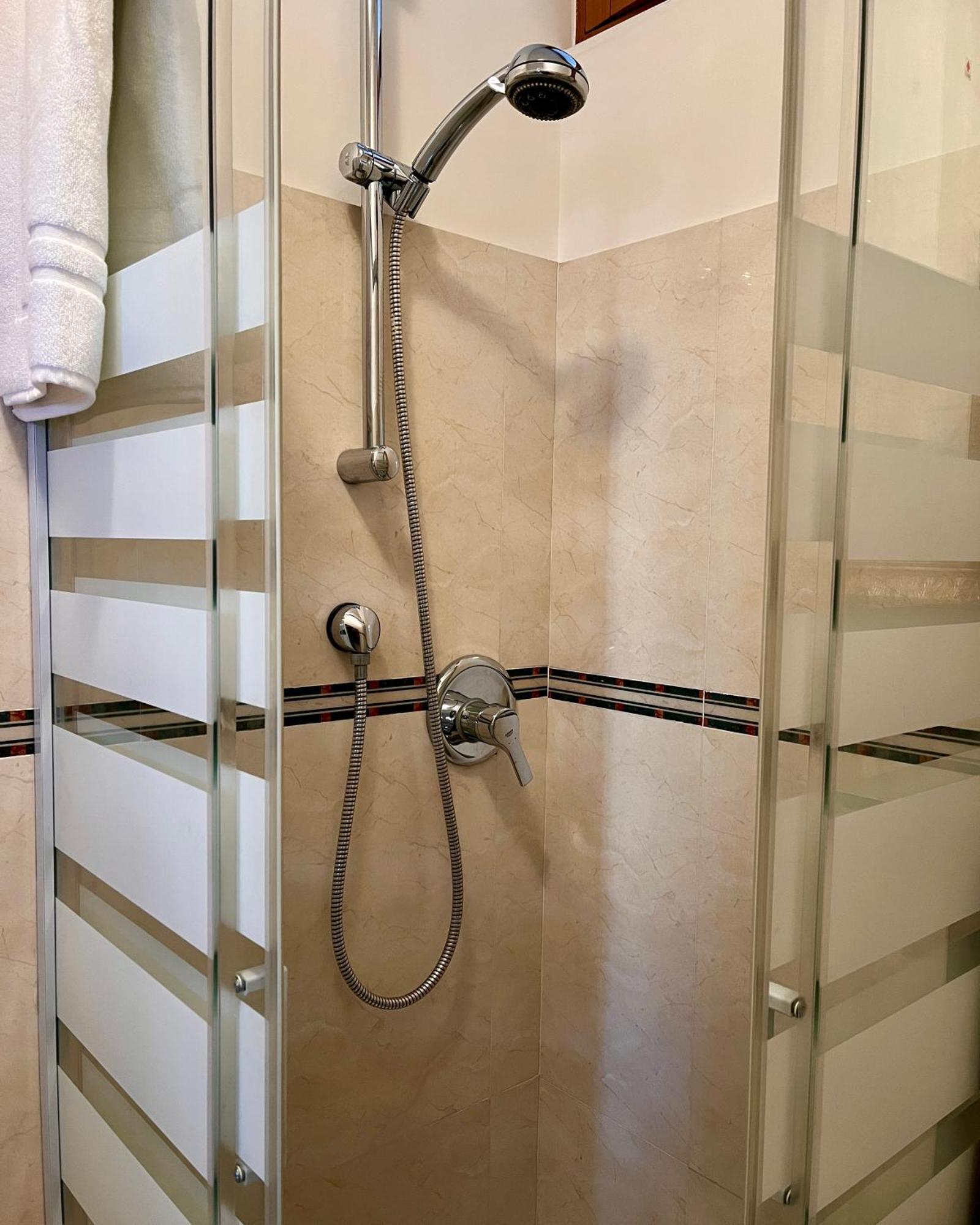 Il Villino B&B - Napoli/Pompei/Sorrento/Costiera Brusciano Bagian luar foto